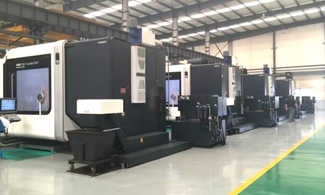 Centre d'usinage CNC avancé pour la fabrication et le traitement de l'aluminium de précision à Abelly
