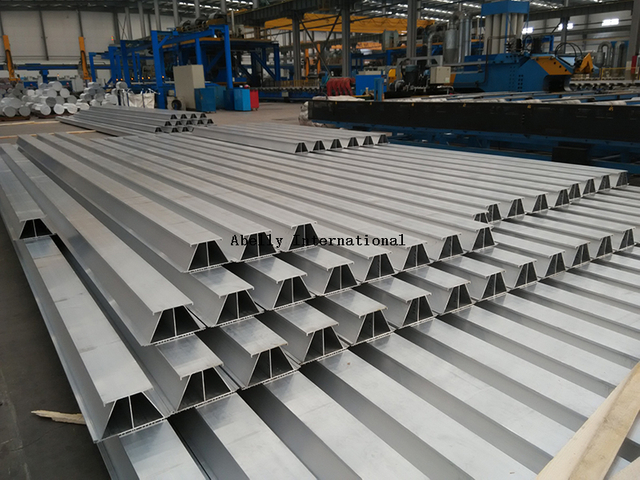 Profils extrudés en aluminium pour Helipad