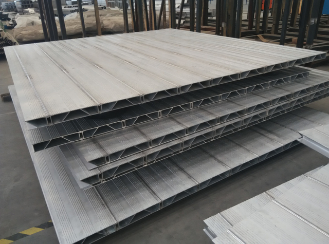 Quai flottant sur mesure en aluminium pour plate-forme
